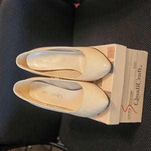 Womens Retro Quali Craft Beige Heels, 1985. Size 5 1/2 B Genuine Leather Upper